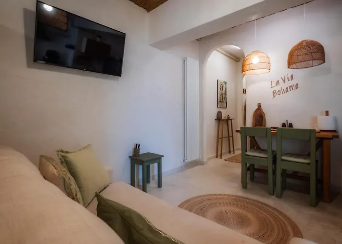 Santorini Apartment Mamaia