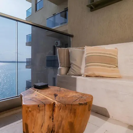 Santorini Appartement *